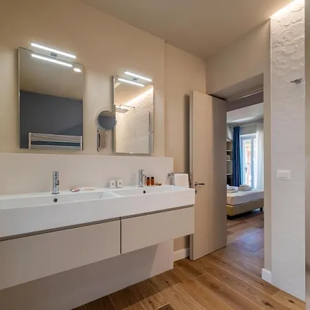 Luxury Corso Suite - Designd Stays Rome Exterior photo